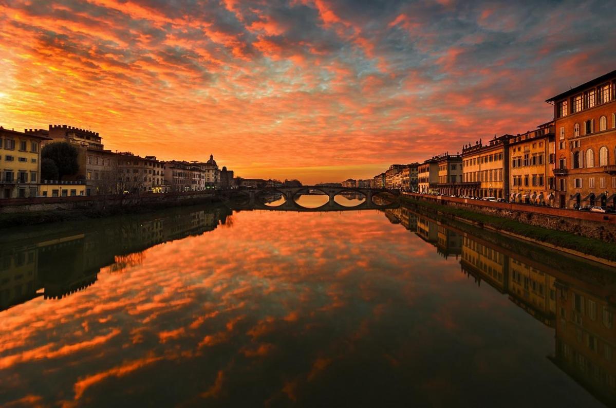 Appartamento Ponte Vecchio Con Posto Auto Su Richiesta Florence Exterior photo